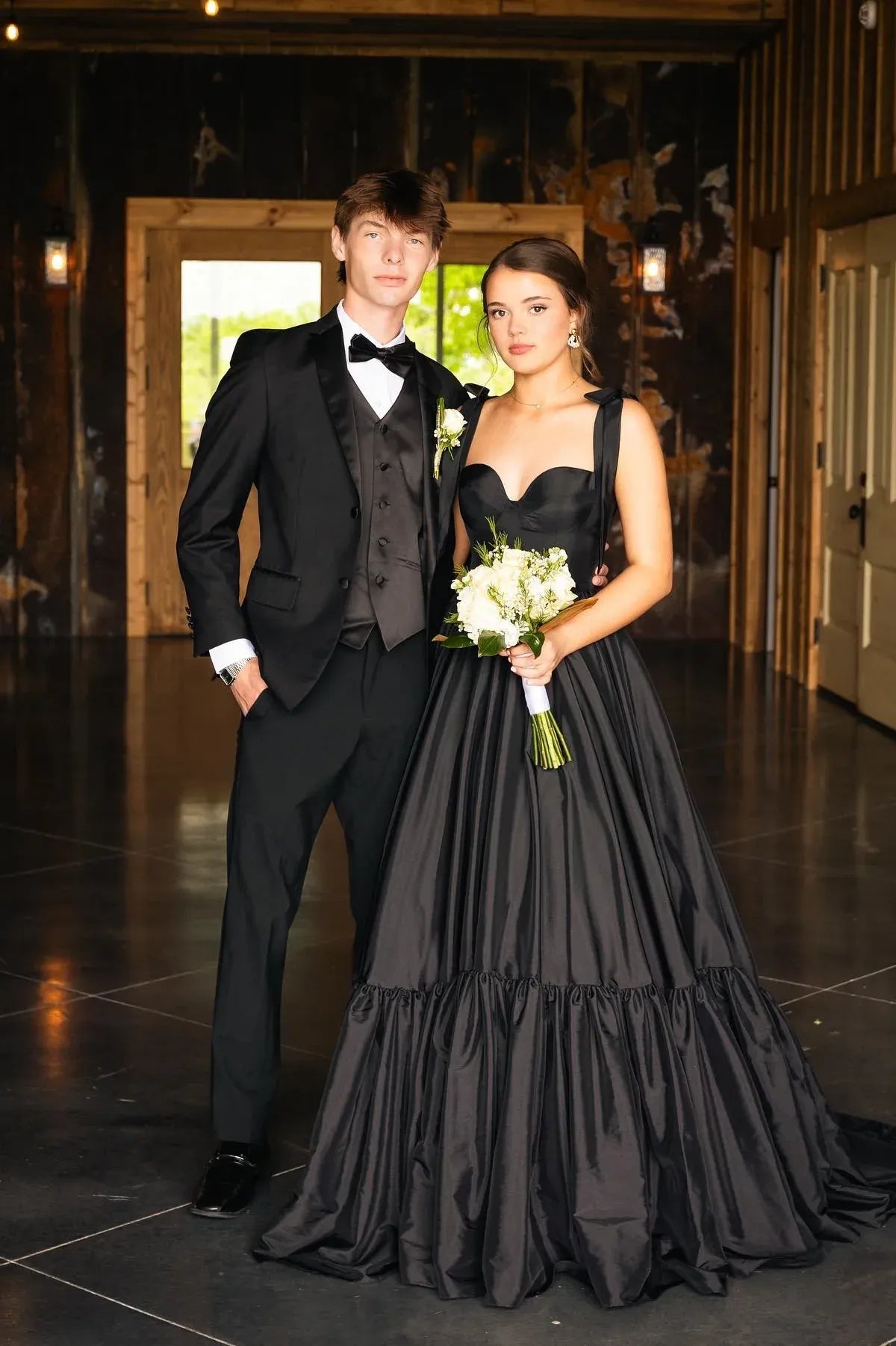 Elegant A-Line Sweetheart Sleeveless Structured Back Floor-Length Satin Prom Dress