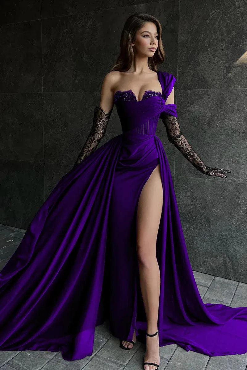 Dramatic A-Line Sweetheart Strapless High-Slit Floor-Length Prom Dress