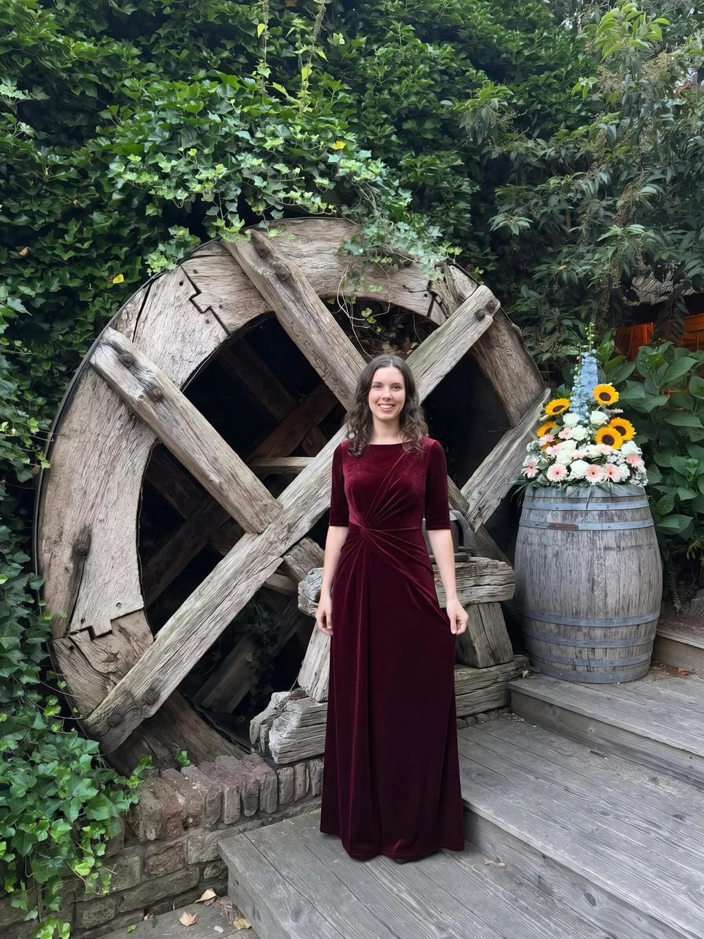 Elegant Sheath Boat-Neck Elbow-Sleeve Velvet Floor-Length Mother of the Bride Dress