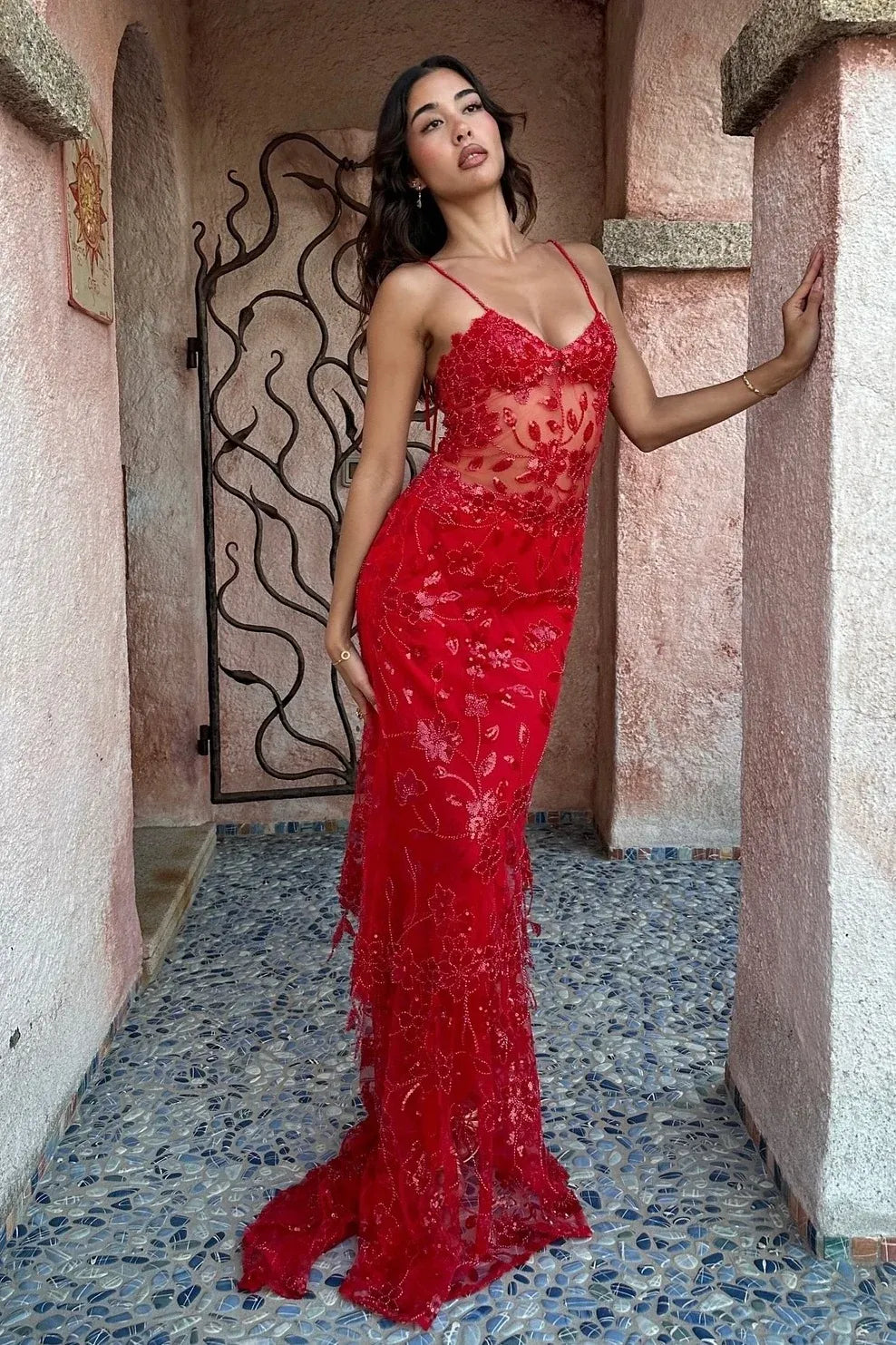 Romantic Lace Mermaid Sweetheart Spaghetti-Strap Tie-Back Floor-Length Prom Dress