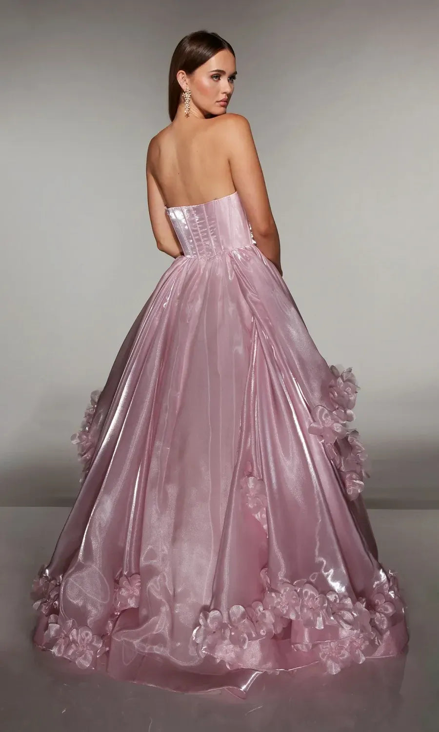 Romantic Ball Gown Sweetheart Strapless Structured Floor-Length Prom Dress
