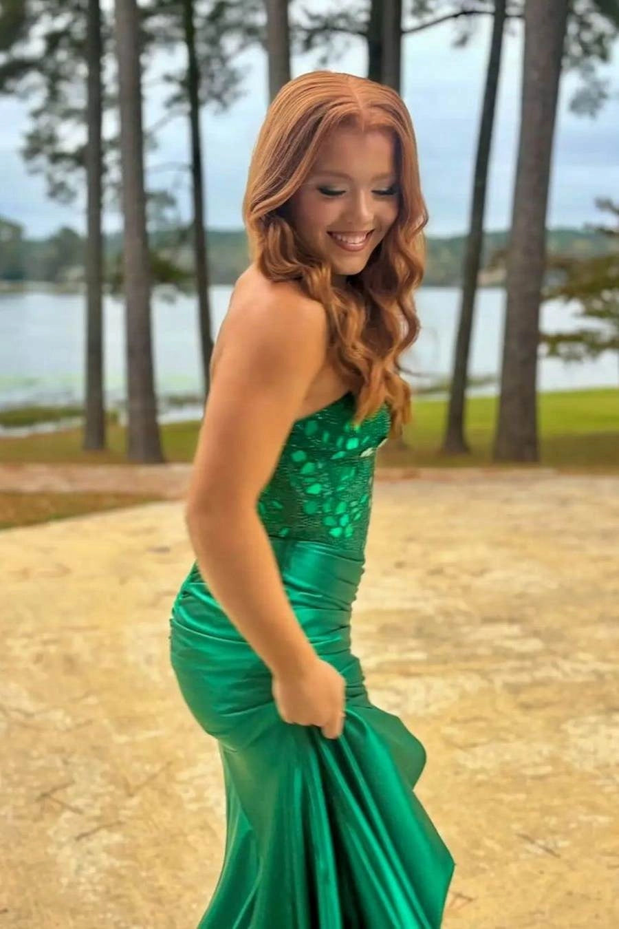 Glamorous Mermaid Sweetheart Strapless Mid-Back Satin Floor-Length Beaded Prom Dress