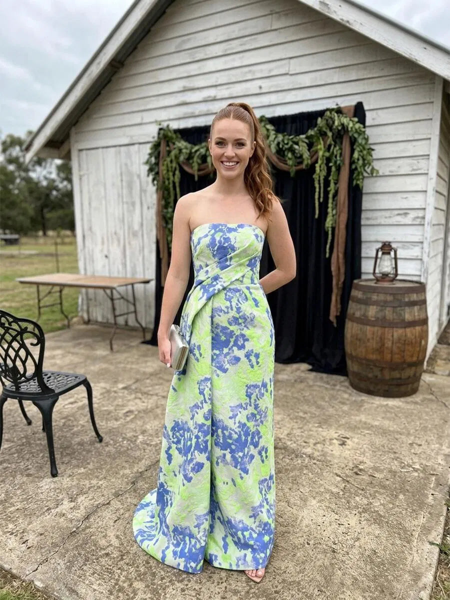Chic A-Line Strapless Sleeveless Jacquard Floor-Length Mother of the Bride Dress