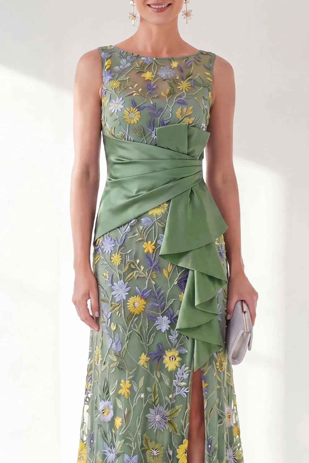 Graceful Tulle Sheath Boat-Neck Sleeveless Zipper-Back Ruffled Floor-Length Evening Dress