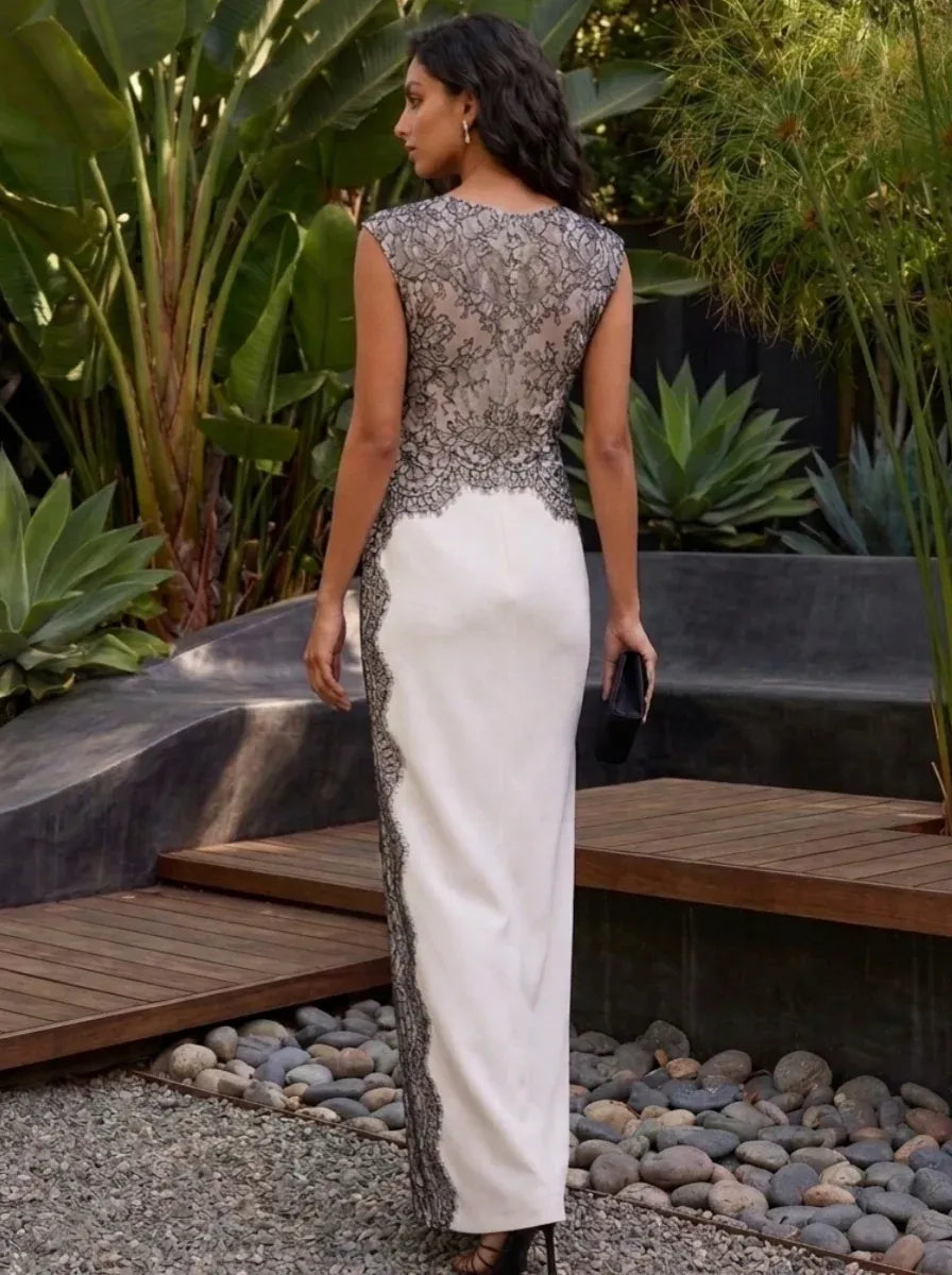 Elegant Sheath Round-Neck Sleeveless Lace-Back Floor-Length Black White Evening Dress