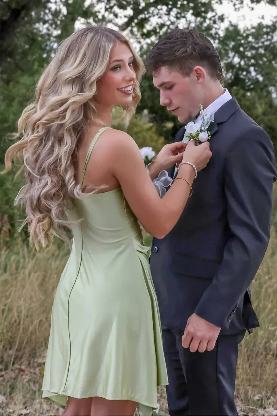 Charming A-Line Sweetheart Spaghetti Strap Low Back Mini Homecoming Dress