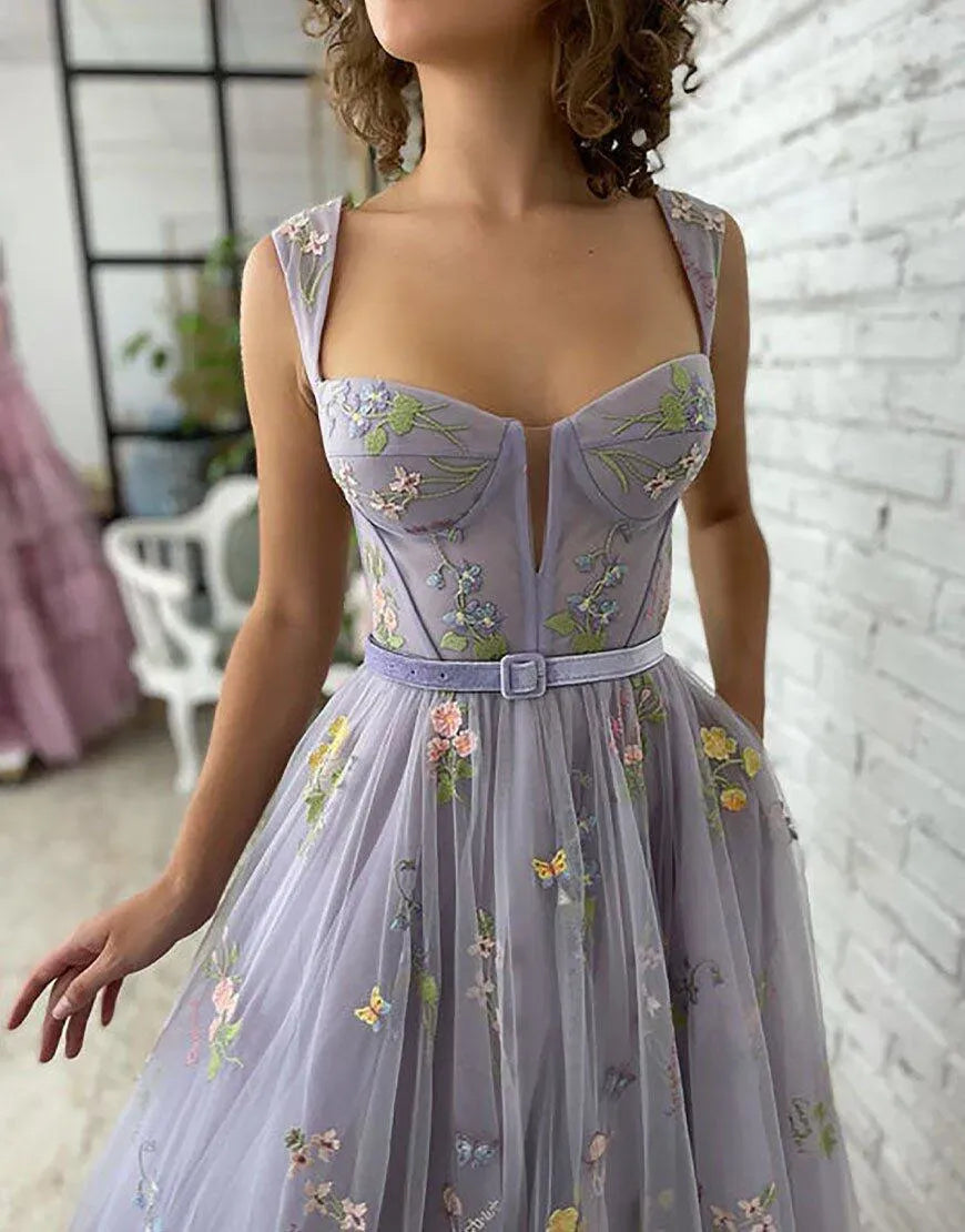 Elegant Embroidered A-Line Square Neck Sleeveless Lace-Up Back Floor-Length Prom Dress