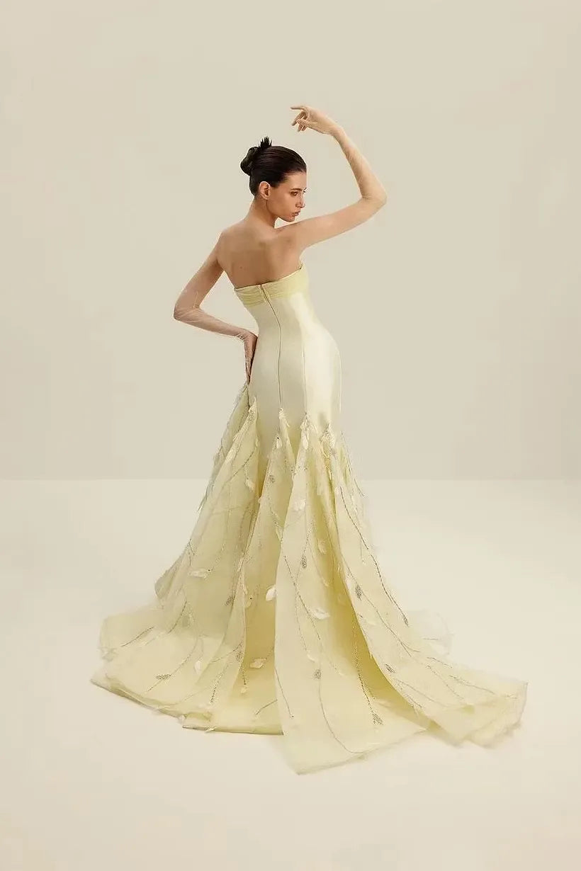 Elegant Mermaid Strapless Straight-Back Appliqué Floor-Length Formal Prom Dress
