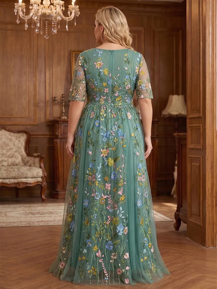 Elegant Plus Size A-Line V-Neck Floral Tulle Mother of the Bride Dress