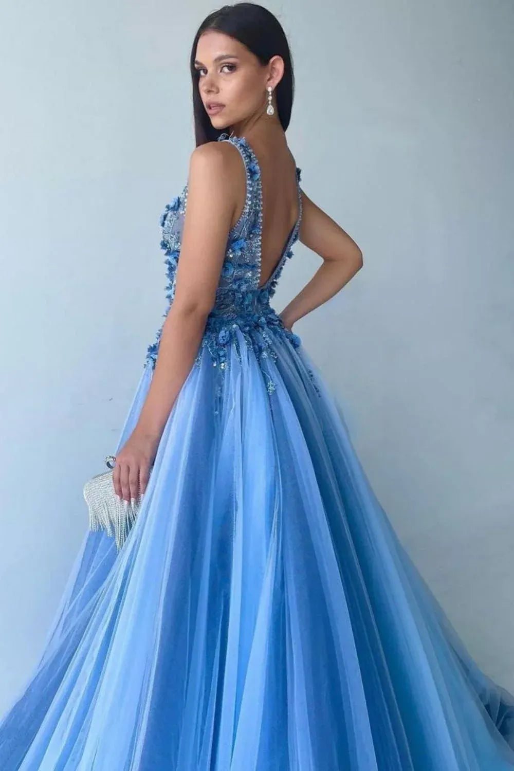 Dreamy A-Line V-Neck Sleeveless V-Back Floor-Length Tulle Prom Dress