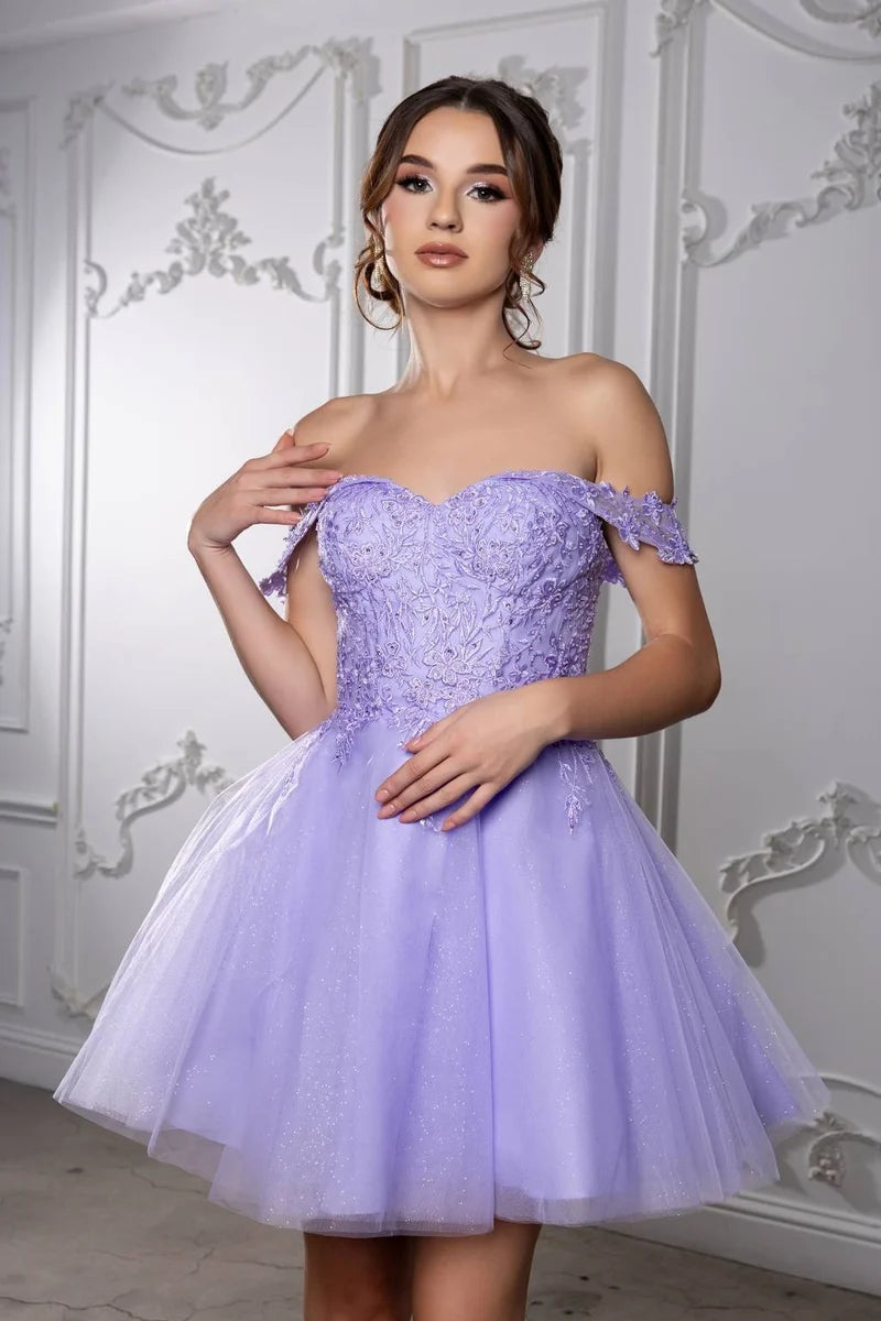 Romantic A-Line Sweetheart Off-Shoulder Lace-Up Tulle Mini Homecoming Dress