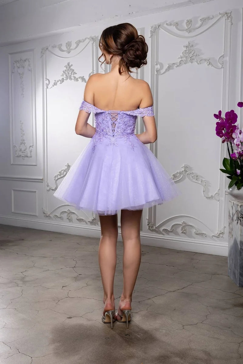 Romantic A-Line Sweetheart Off-Shoulder Lace-Up Tulle Mini Homecoming Dress