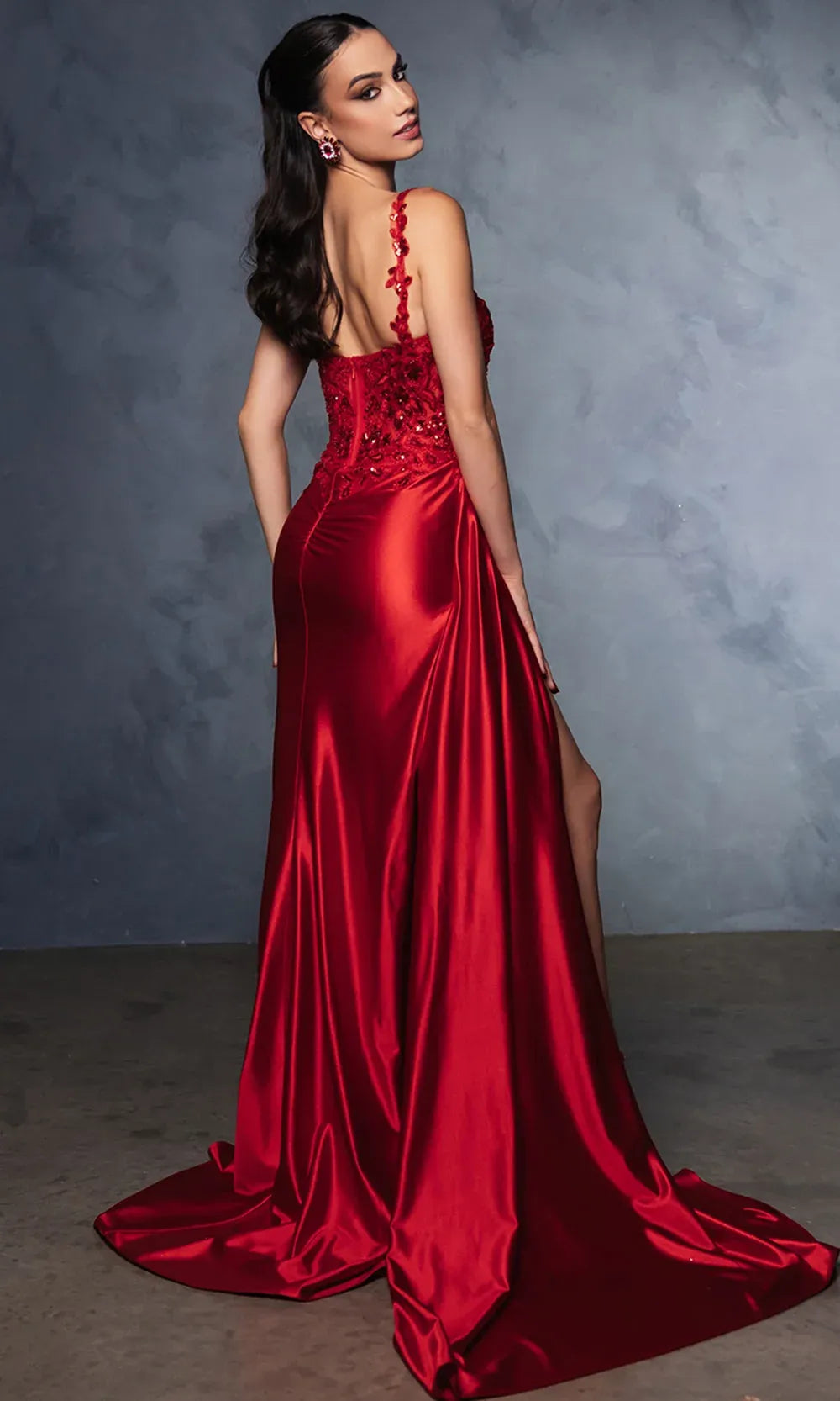 Glamorous Mermaid Scoop Neck Strappy Zip Back Floor-Length Evening Dress