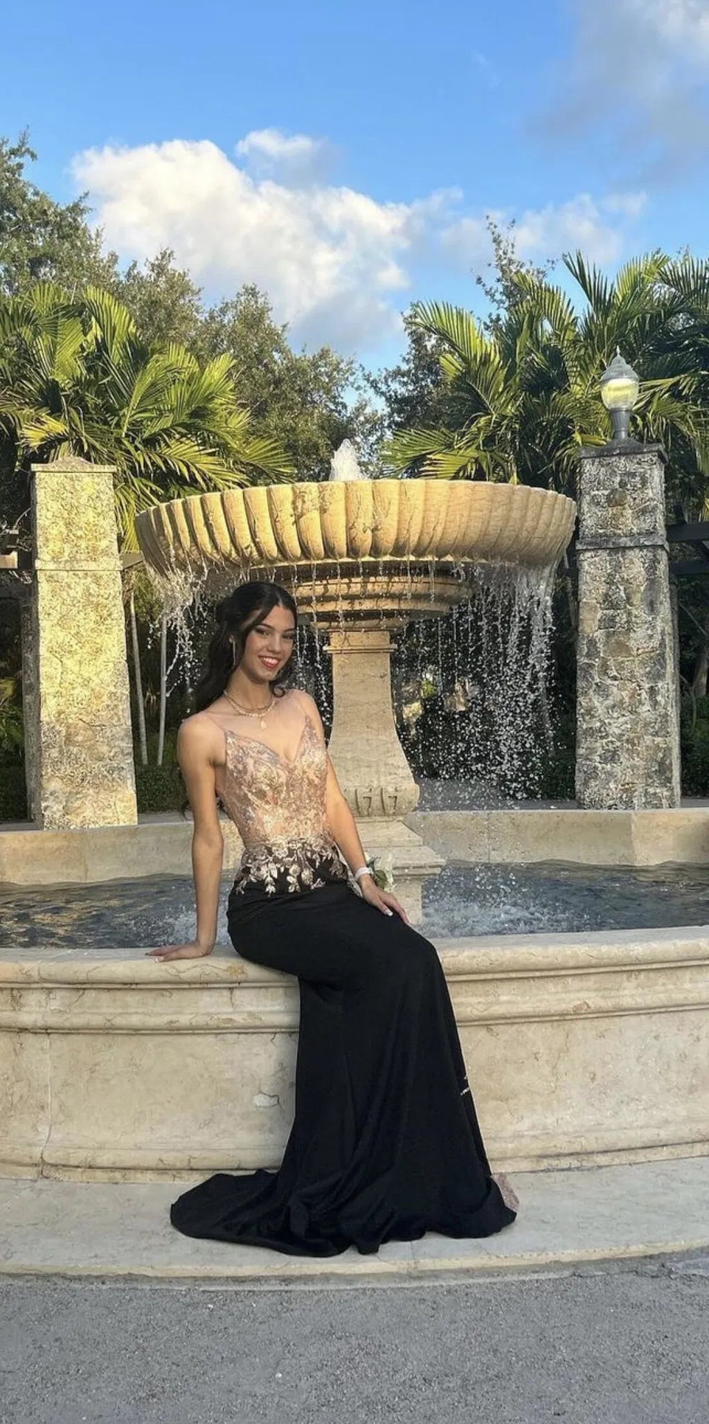 Glamorous Mermaid V Neck Sleeveless Sequin Floor Length Prom Dress