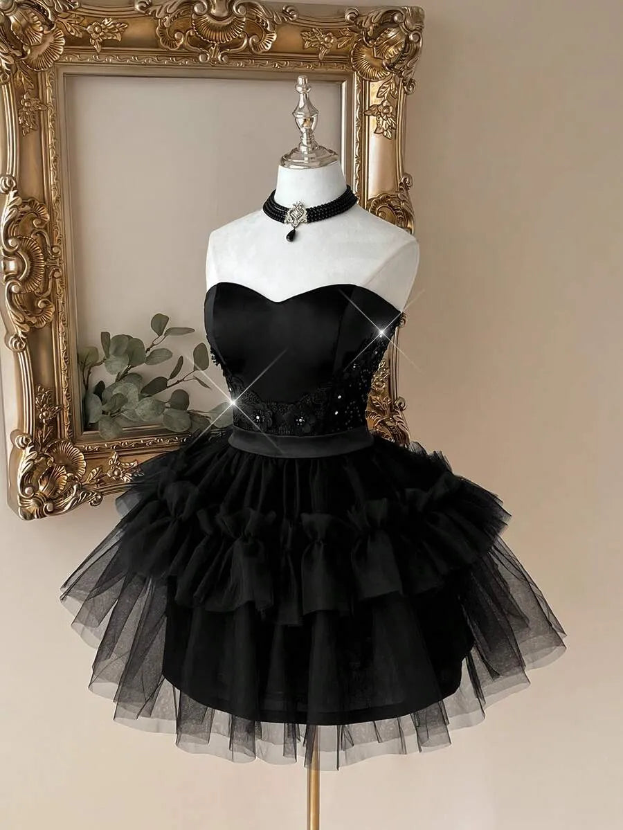 Gothic A-Line Sweetheart Strapless Ruffle Back Short Homecoming Dress