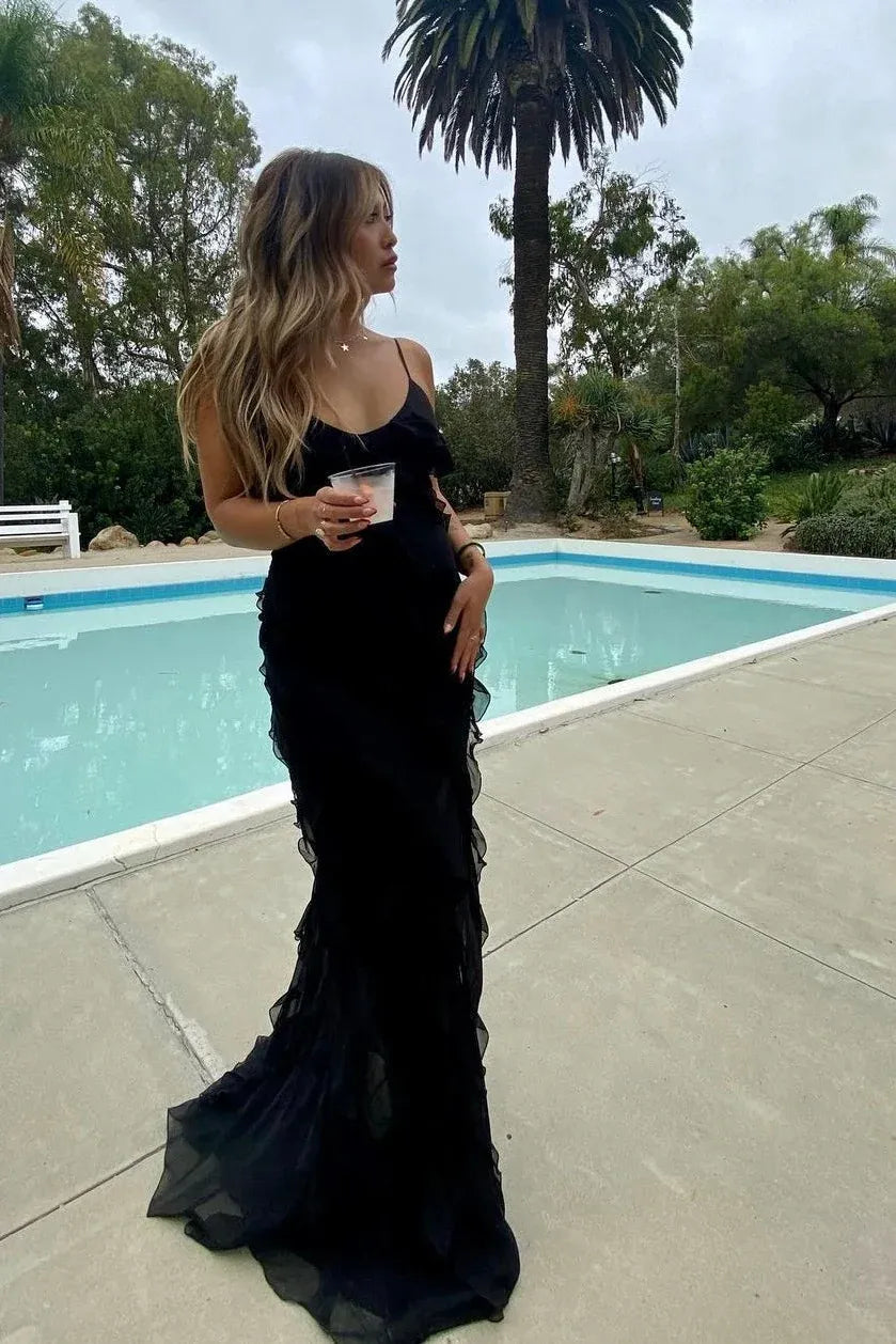 Elegant Sheath Scoop Neck Sleeveless Low Back Floor-Length Prom Dress