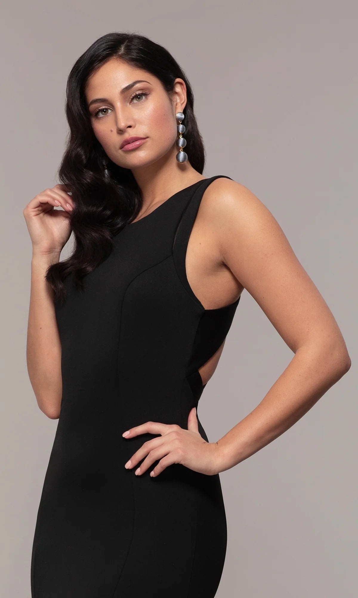 Elegant Mermaid Round Neck Sleeveless Crepe Floor Length Evening Dress