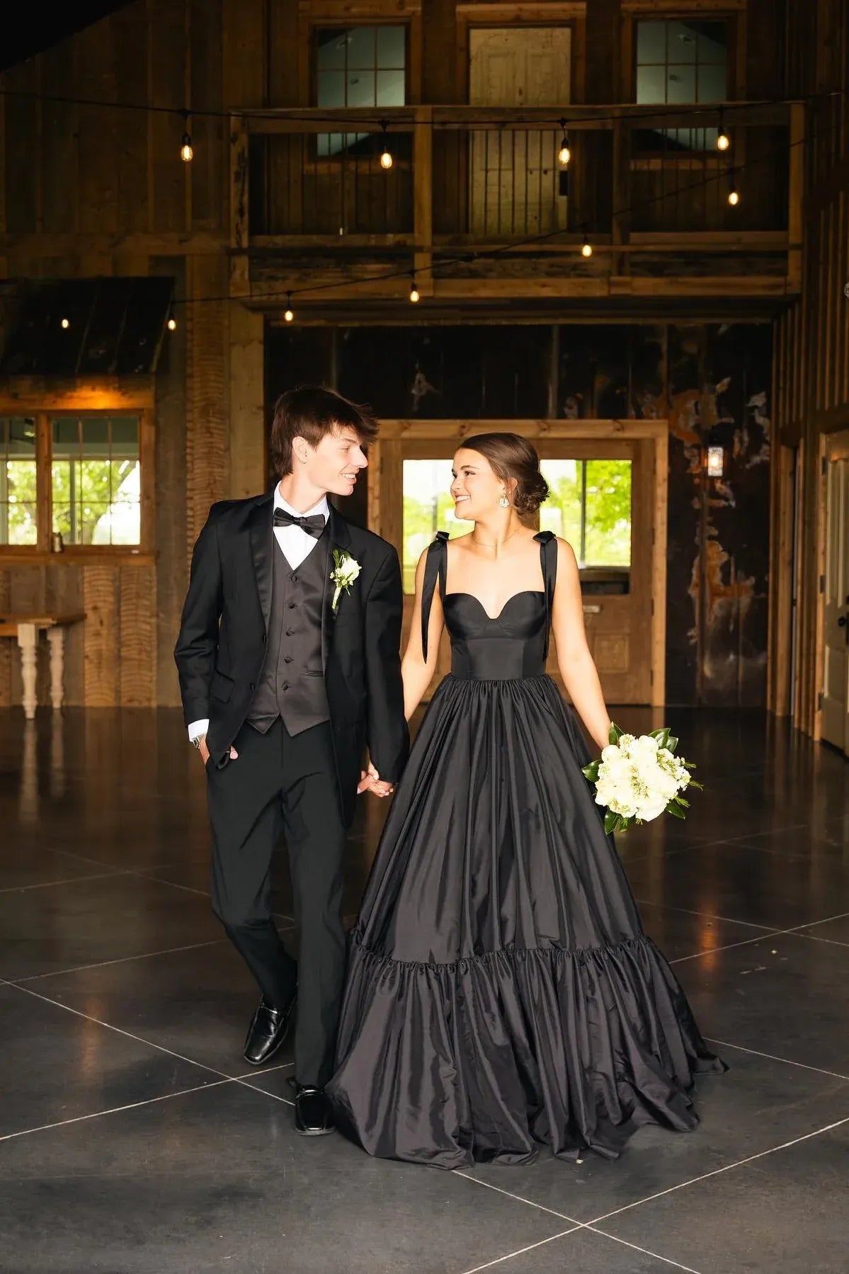 Elegant A-Line Sweetheart Sleeveless Structured Back Floor-Length Satin Prom Dress