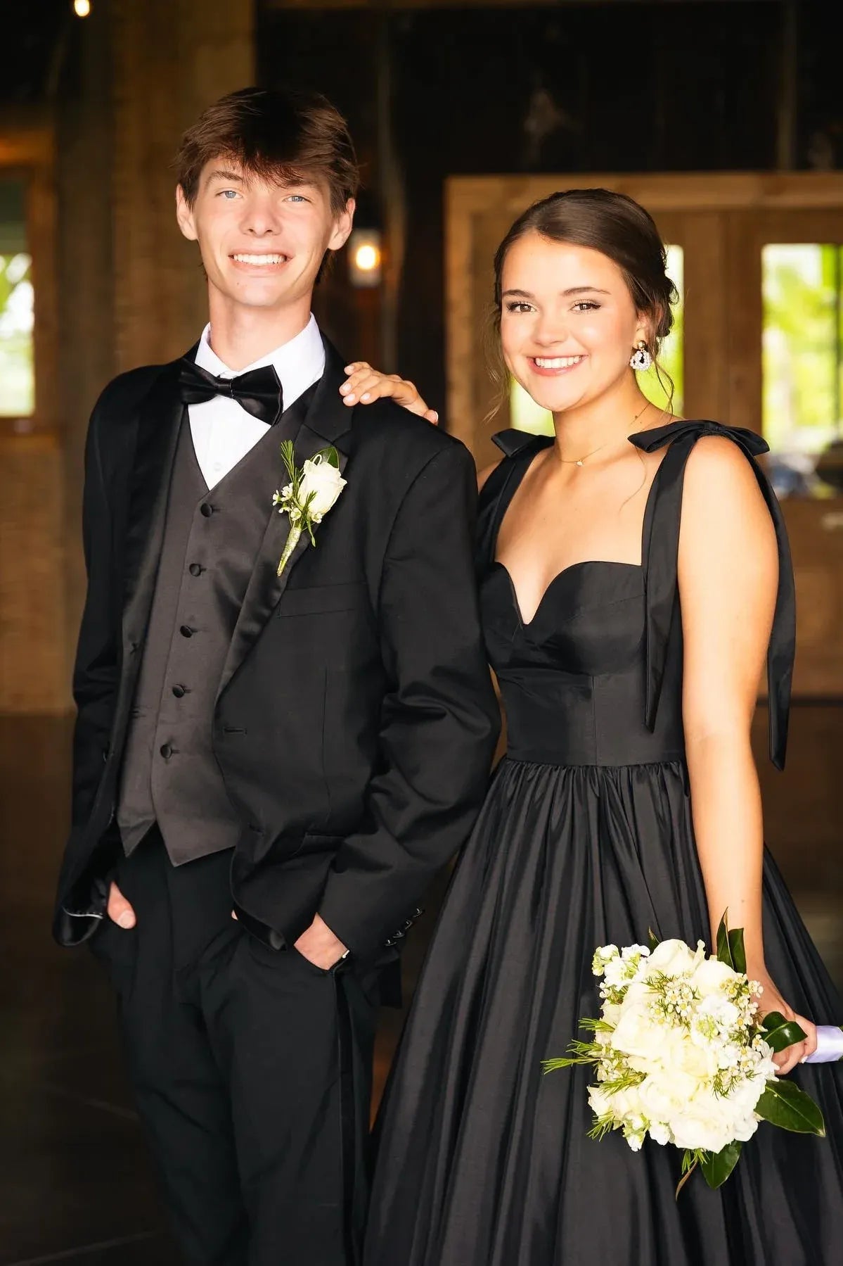 Elegant A-Line Sweetheart Sleeveless Structured Back Floor-Length Satin Prom Dress