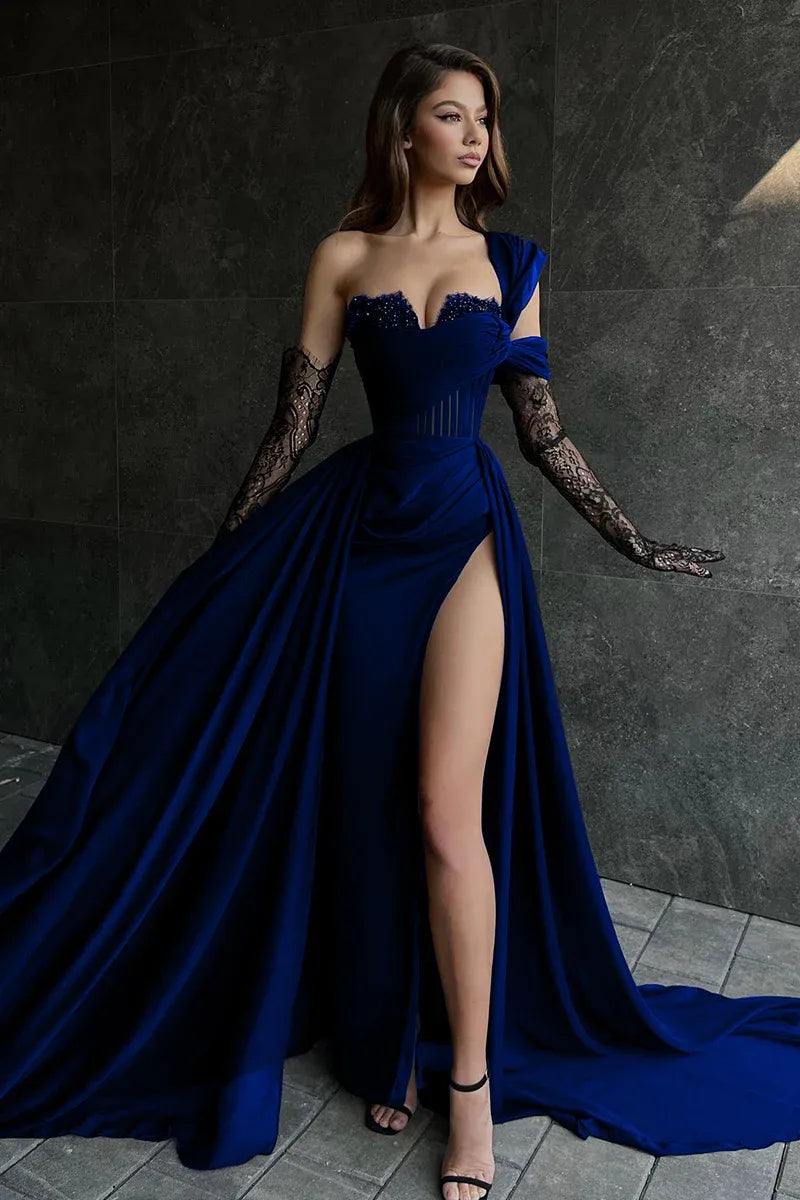 Dramatic A-Line Sweetheart Strapless High-Slit Floor-Length Prom Dress