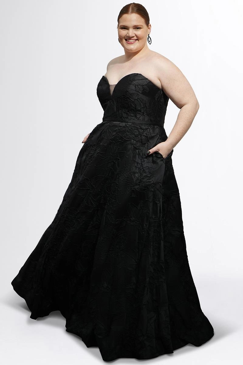 Elegant Plus Size A Line Sweetheart Strapless Jacquard Floor Length Prom Dress