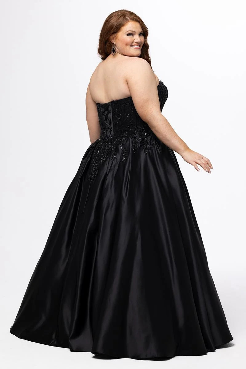 Elegant Plus Size A Line Plunging Strapless Satin Floor Length Prom Dress