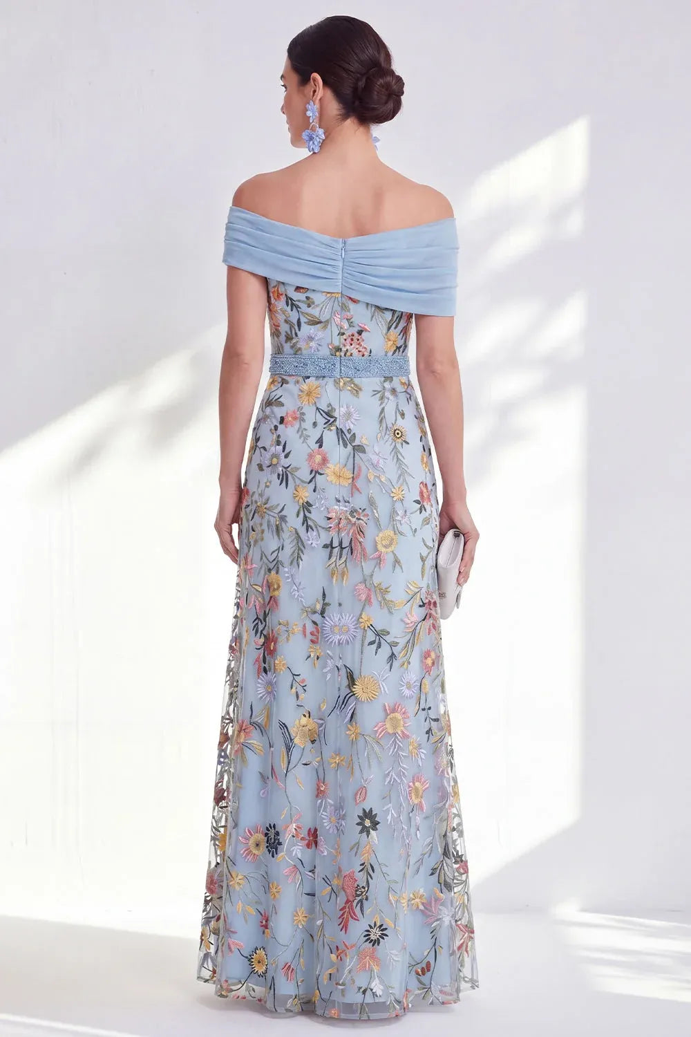 Romantic Tulle A-Line Off-Shoulder Short-Sleeve Zipper-Back Floor-Length Mother of the Bride Dress