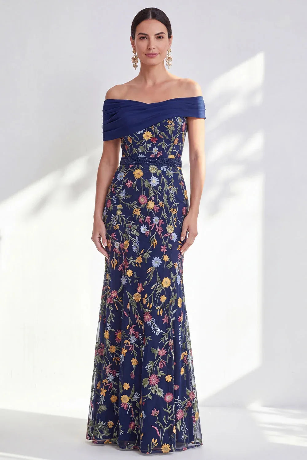 Romantic Tulle A-Line Off-Shoulder Short-Sleeve Zipper-Back Floor-Length Mother of the Bride Dress