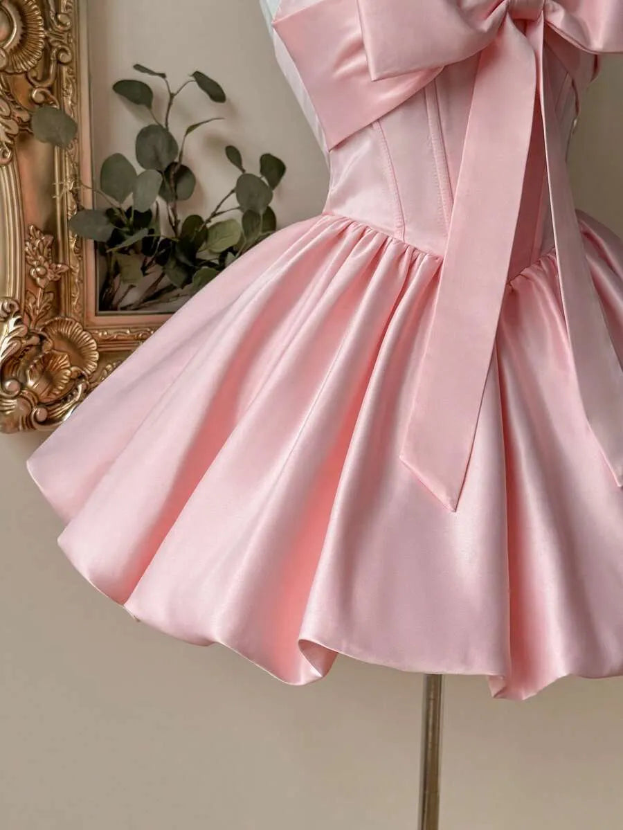 Sweet A-Line Straight Strapless Lace-Up Back Bow Mini Homecoming Dress