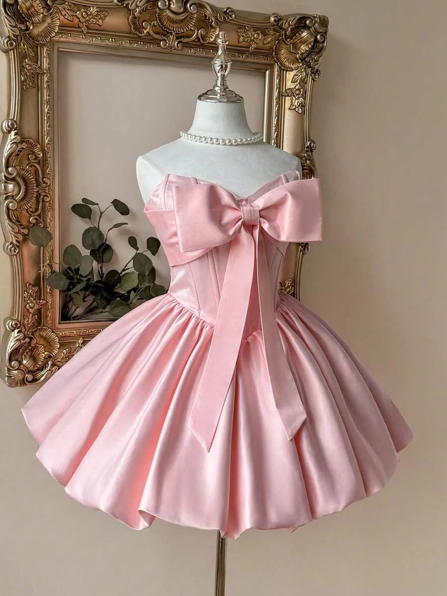 Sweet A-Line Straight Strapless Lace-Up Back Bow Mini Homecoming Dress