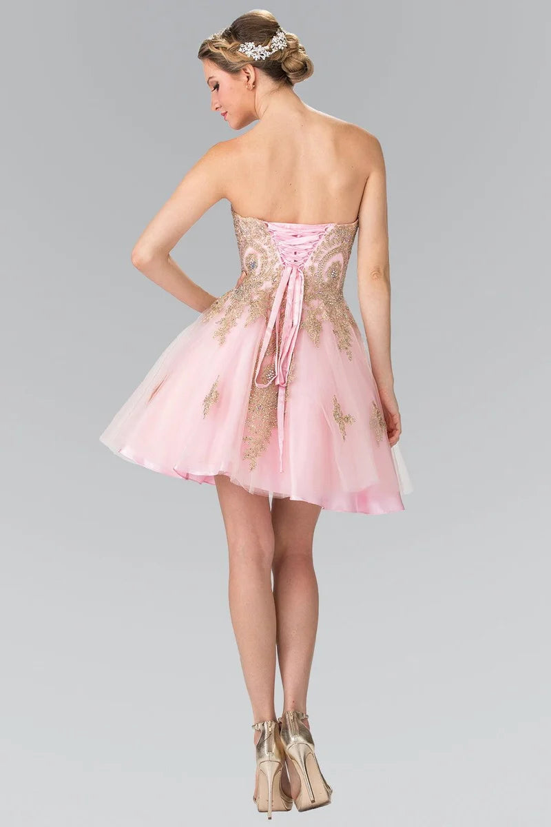 Romantic A-Line Sweetheart Strapless Lace-Up Tulle Mini Homecoming Dress