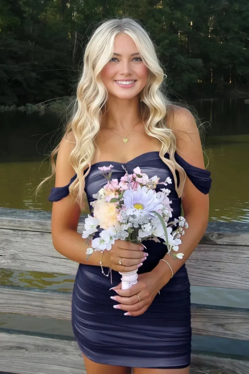 Chic Sheath Sweetheart Off-Shoulder Fitted Back Ruched Mini Homecoming Dress