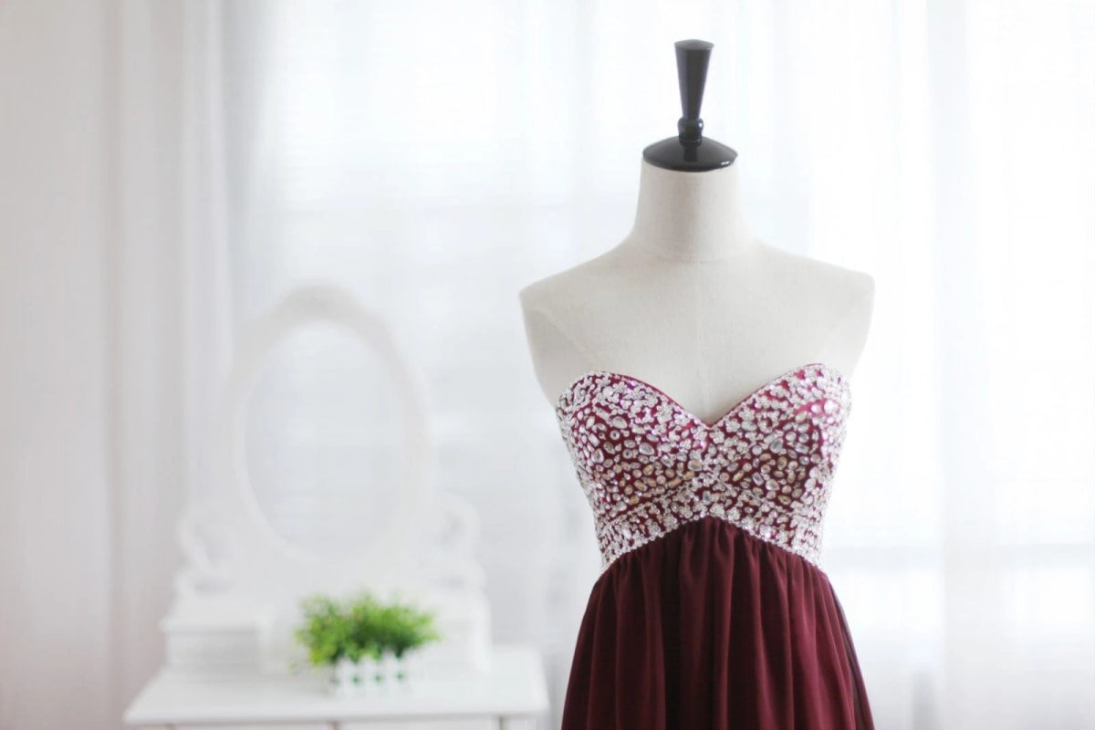 Glamorous Empire Sweetheart Strapless Beaded Bodice Flowing Floor-Length Prom Dress