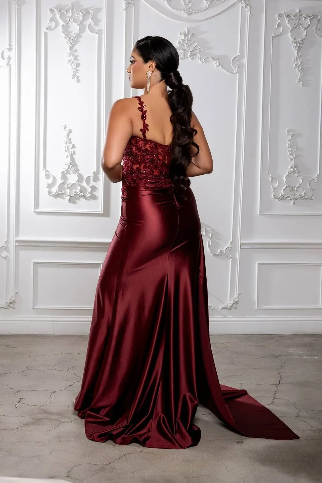 Glamorous Mermaid Scoop Neck Strappy Zip Back Floor-Length Evening Dress