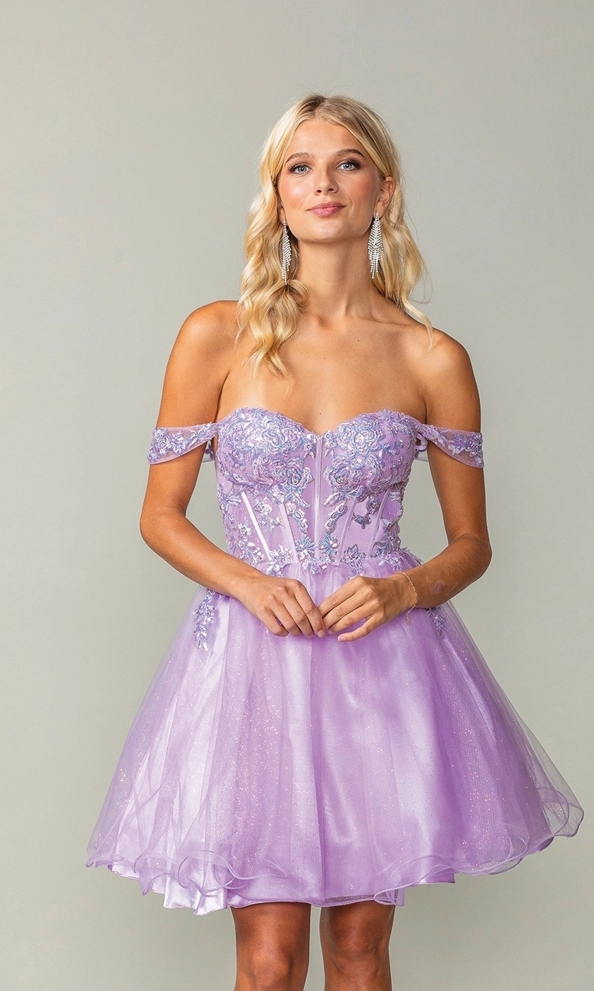 Romantic A Line Sweetheart Off Shoulder Tulle Mini Homecoming Dress