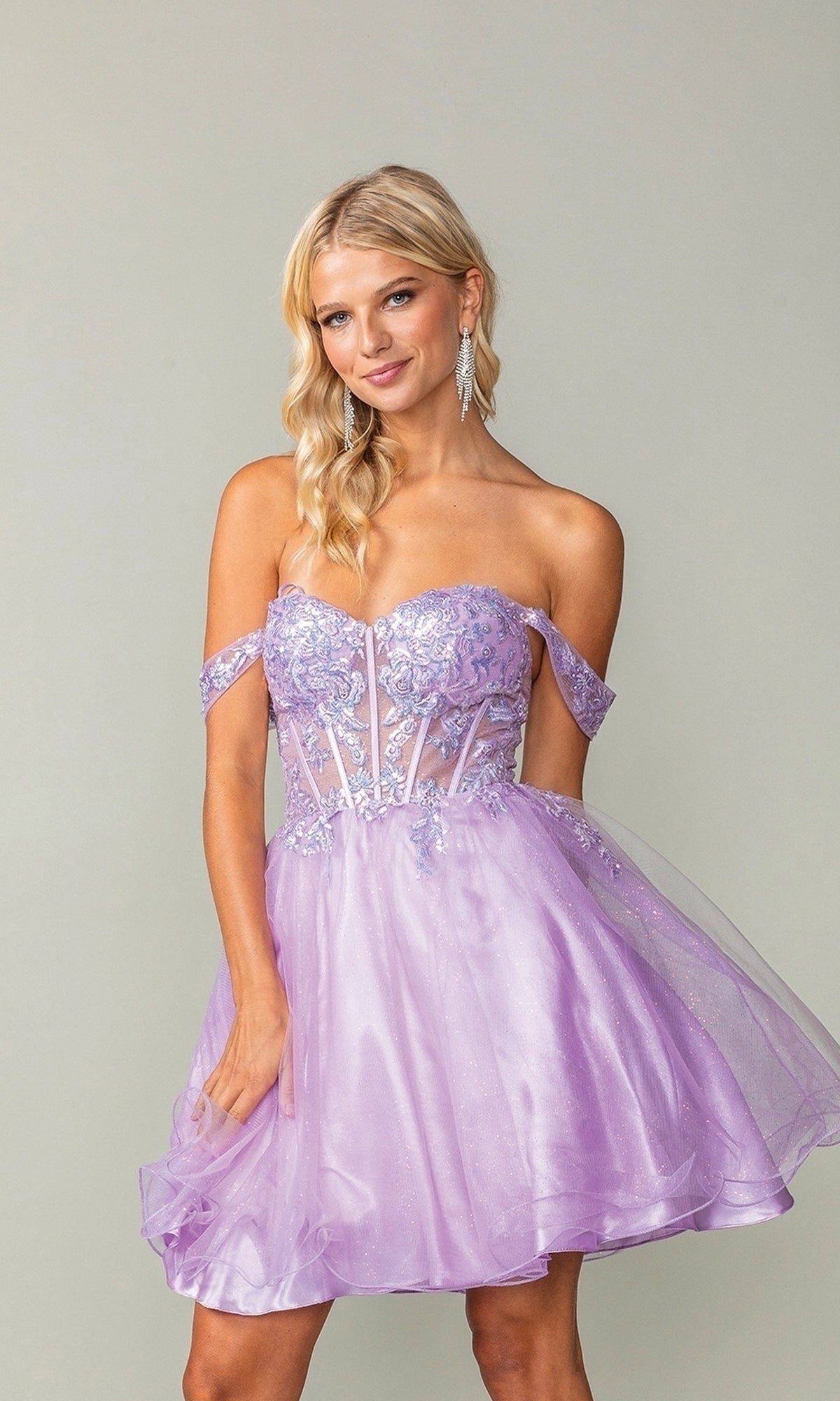 Romantic A Line Sweetheart Off Shoulder Tulle Mini Homecoming Dress