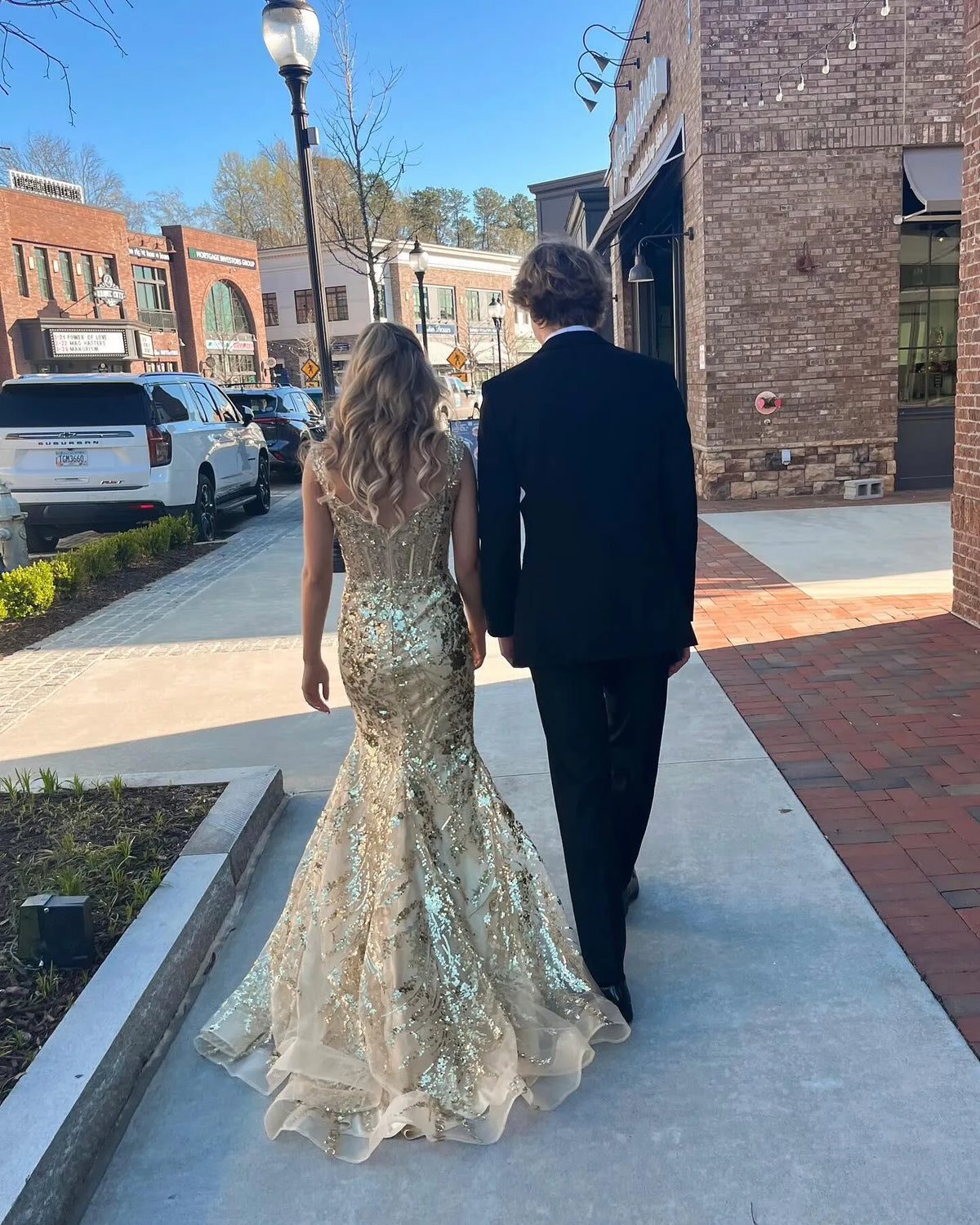 Glamorous Mermaid Sweetheart Off-Shoulder Structured Back Floor-Length Sequin Prom Dress