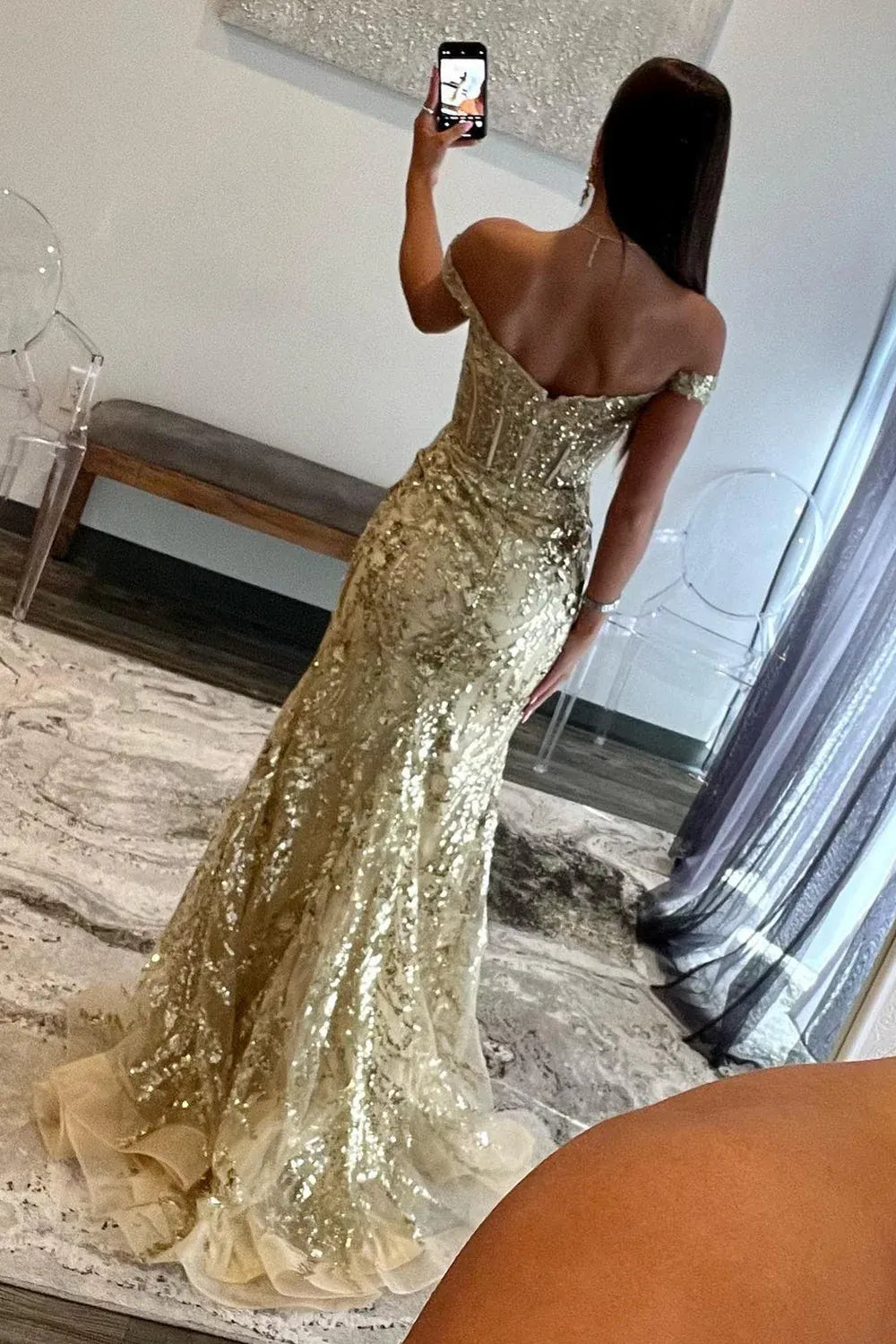 Glamorous Mermaid Sweetheart Off-Shoulder Structured Back Floor-Length Sequin Prom Dress
