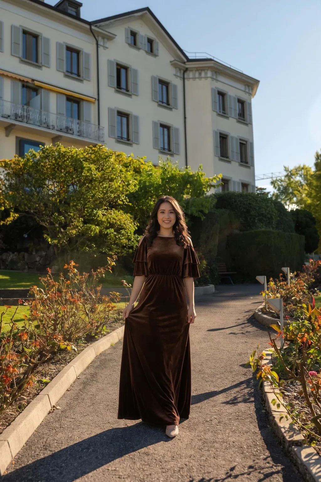 Elegant Sheath Bateau-Neck Tiered-Sleeve Velvet Floor-Length Mother of the Bride Dress