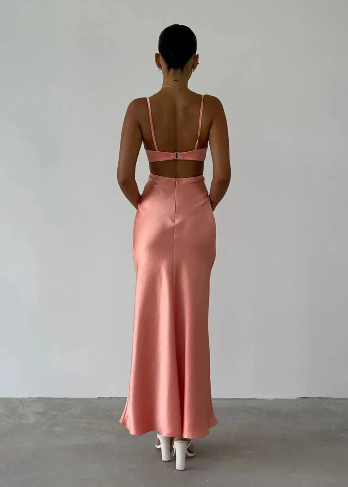 Elegant Sheath V-Neck Sleeveless Cutout Backless Satin Maxi Wedding Guest Dress