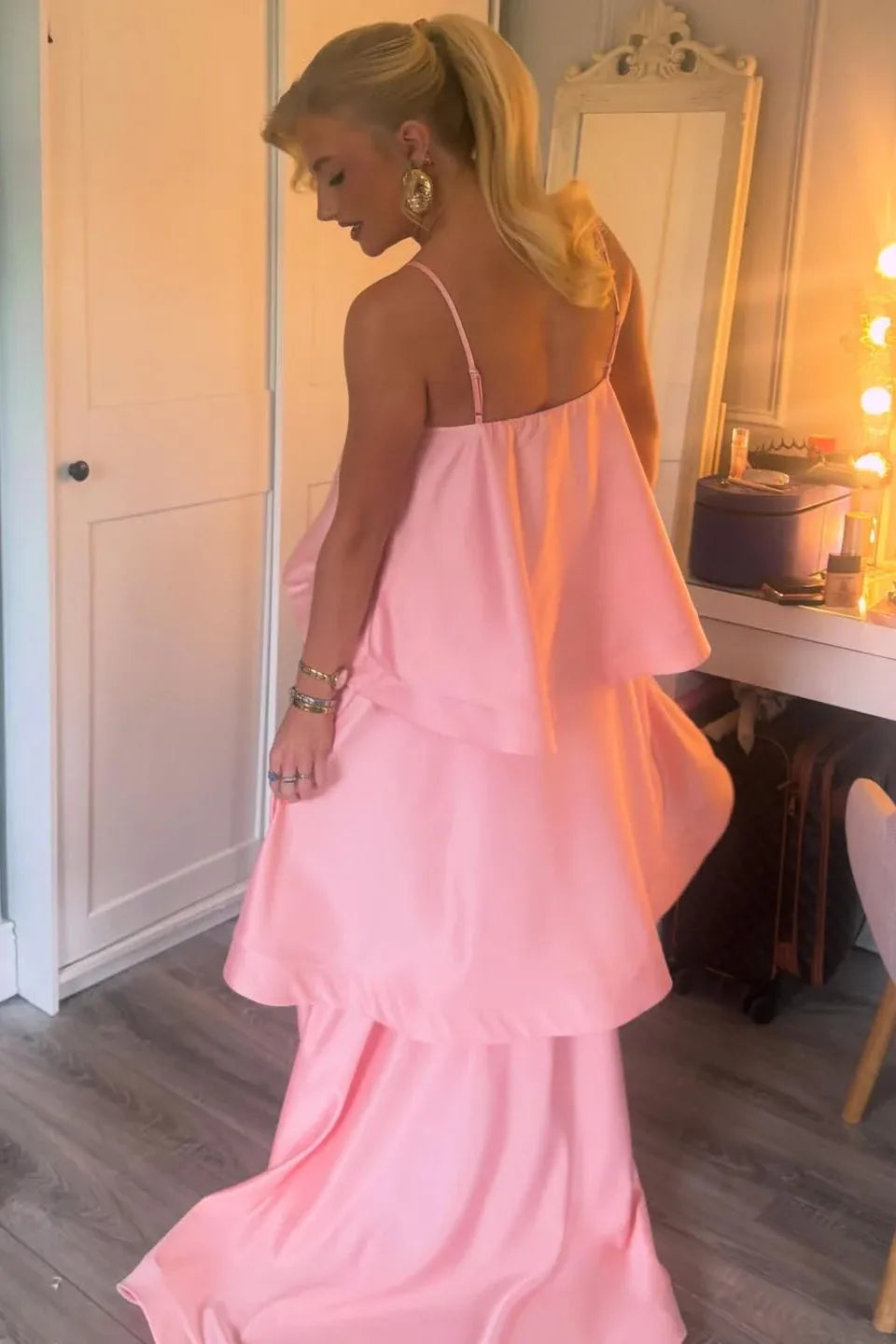 Chic A-Line Straight Spaghetti-Strap Layered Straight-Back Floor-Length Prom Dress