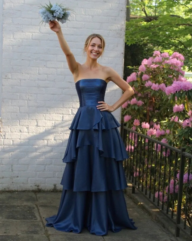 Elegant A-Line Strapless Straight Neck Zipper Tiered Floor Length Prom Dress