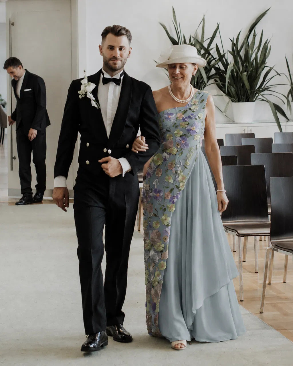 Elegant A-Line One-Shoulder Sleeveless Floral Floor-Length Mother of the Bride Dress