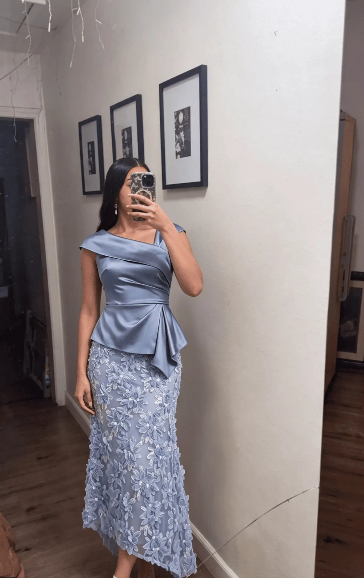 Elegant A-Line Asymmetric Neckline Cap Sleeve Zipper Maxi Mother of the Bride Dress