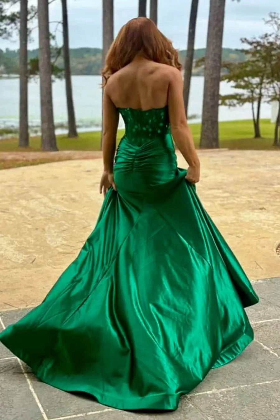 Glamorous Mermaid Sweetheart Strapless Mid-Back Satin Floor-Length Beaded Prom Dress