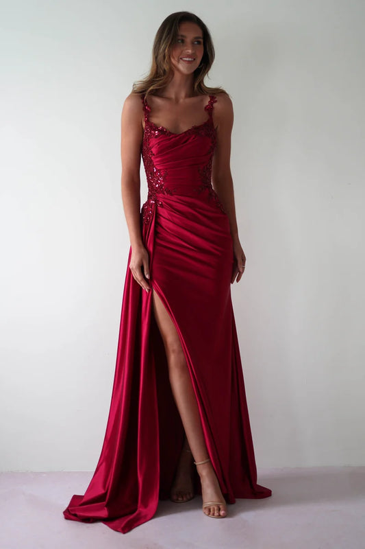 Loverlm emerald green sheath prom dress with square neckline, embellished spaghetti straps, ruched waist, thigh-high slit and sweep train front view