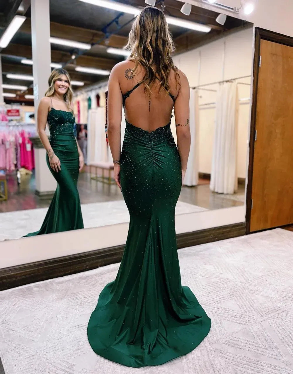 Glamorous Satin Lace Mermaid Scoop Neck Sleeveless Open Back Long Prom Dress