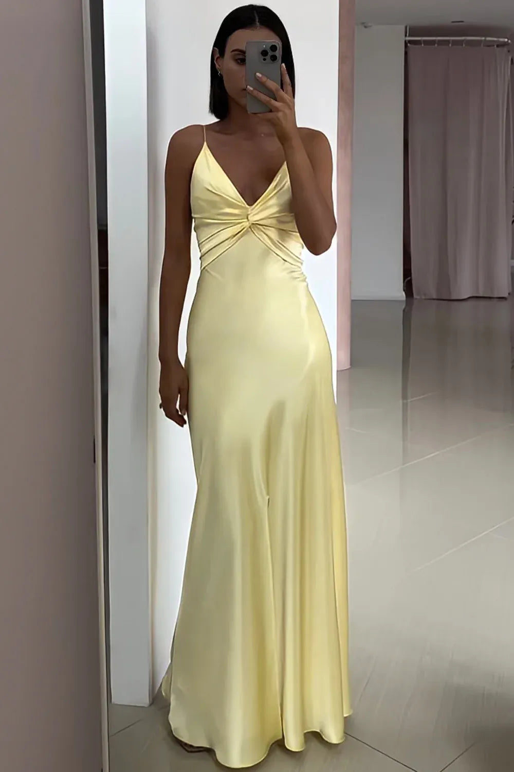 Elegant Satin Sheath V Neck Sleeveless Cutout Back Floor Length Evening Dress