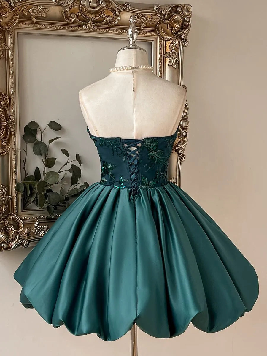 Glamorous A-Line Sweetheart Strapless Lace-Up Bubble Homecoming Dress
