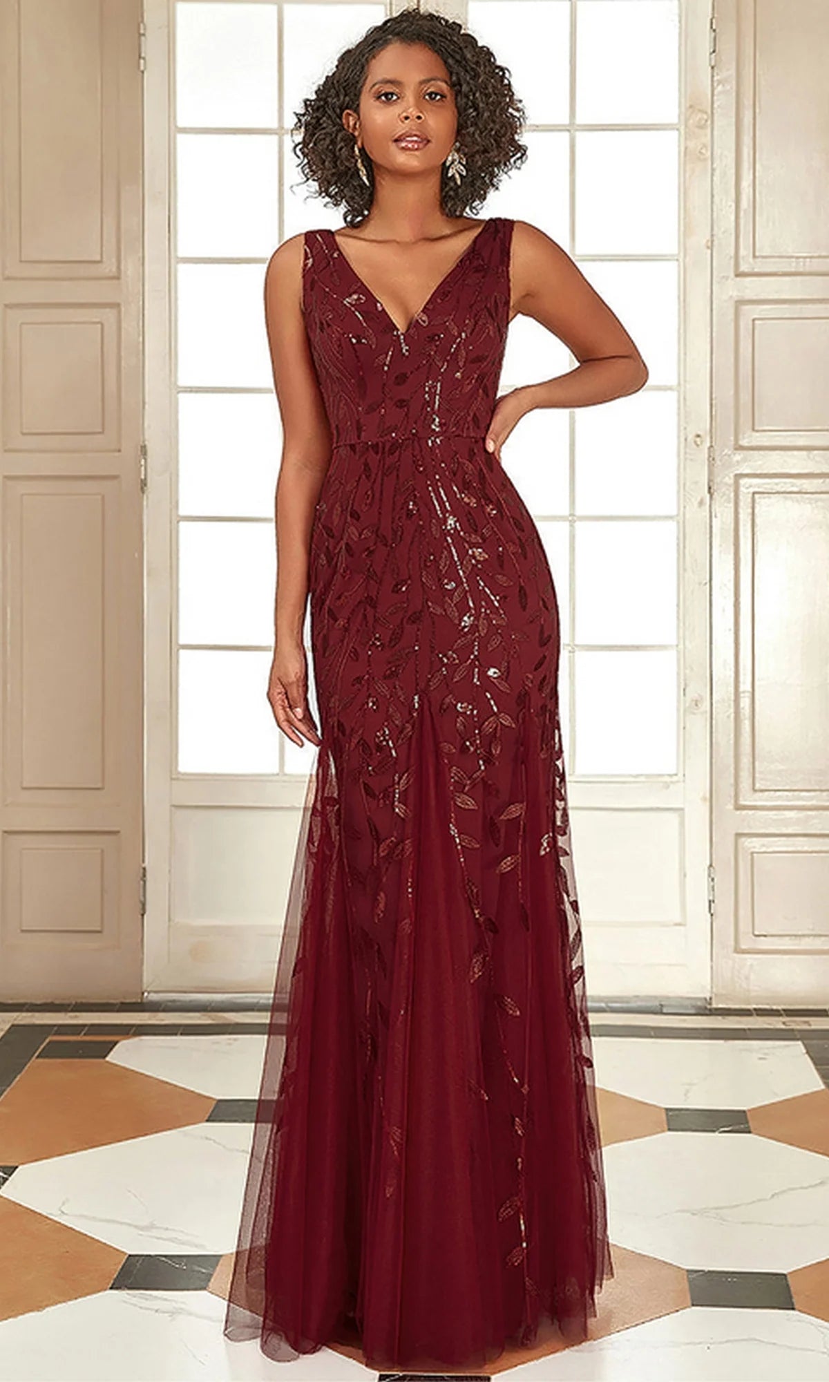 Elegant Mermaid V Neck Sleeveless Sequin Tulle Floor Length Evening Dress